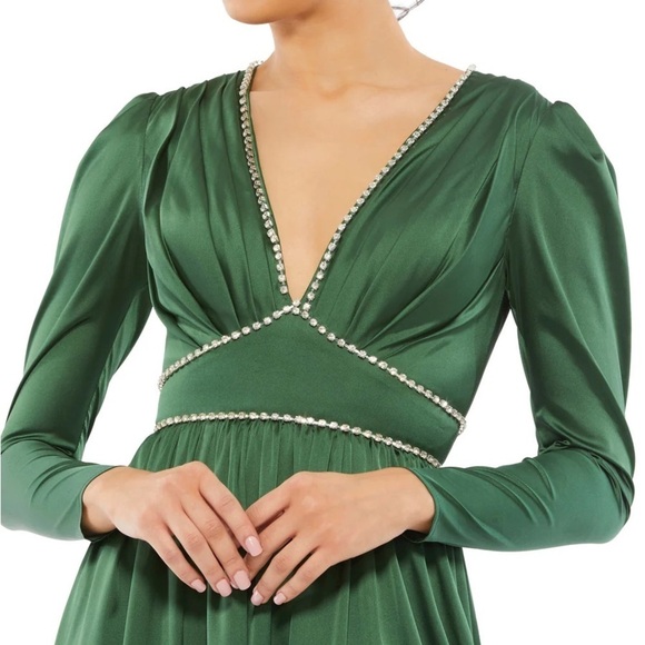 Mac Duggal 55702 NWOT RHINESTONE TRIM PUFF SLEEVE GATHERED GOWN - Picture 3 of 7